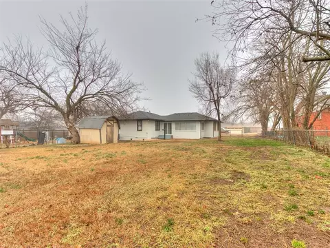 325 S 4th St, Mcloud, OK 74851 photo 50
