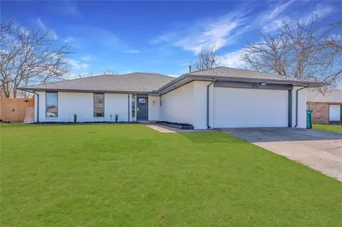 6704 Lyrewood Cir, Oklahoma City, OK 73132