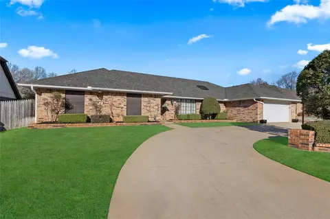 11133 Lakeridge Run, Oklahoma City, OK 73170