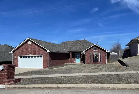 11619 Elmhurst Dr, Midwest City, OK 73130