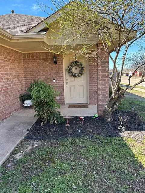 802 Beaumont Sq, Norman, OK 73071