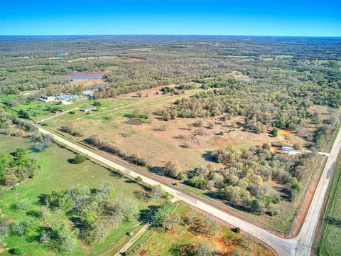 31097 Gaddy Rd, Macomb, OK 74852 photo 4