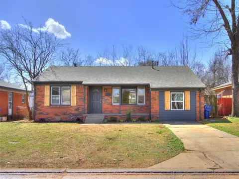 2004 Westchester Dr, The Village, OK 73120