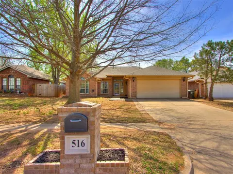 516 Goshawk Dr, Norman, OK 73072 photo 3