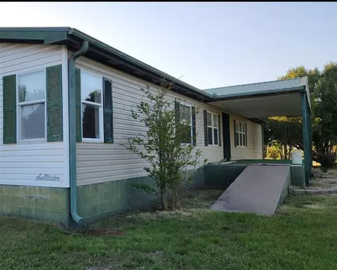 16998 Mesquite Rd, Lindsay, OK 73052