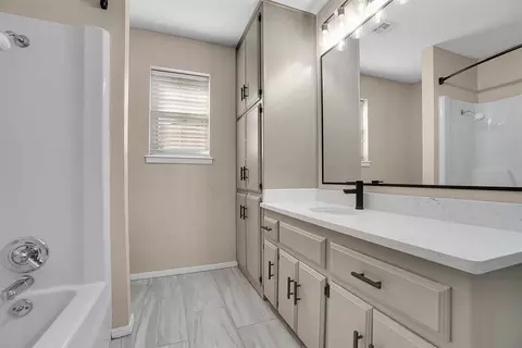 703 Comanche Trl, Altus, OK 73521 photo 29
