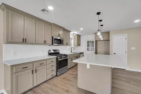 703 Comanche Trl, Altus, OK 73521 photo 15