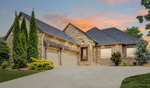1600 Boathouse Rd, Edmond, OK 73034