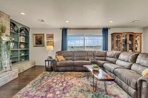 1734 E Orme Ln, Anadarko, OK 73005 photo 4