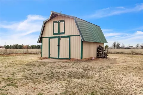 1734 E Orme Ln, Anadarko, OK 73005 photo 25