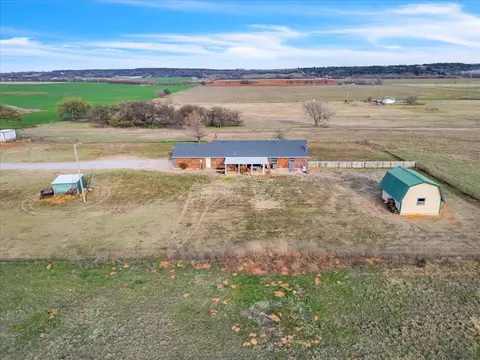 1734 E Orme Ln, Anadarko, OK 73005 photo 29