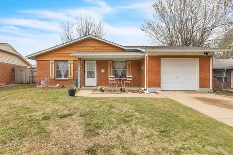 2017 N Timber Ave, Bethany, OK 73008