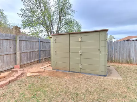 816 Turtle Creek Rd, Moore, OK 73170 photo 47