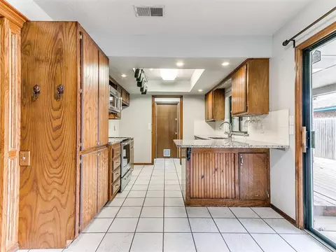 816 Turtle Creek Rd, Moore, OK 73170 photo 22