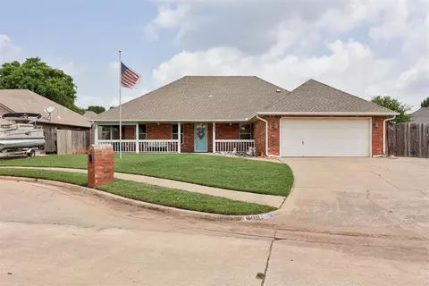 809 W Cherokee Way, Mustang, OK 73064