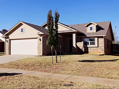 13305 SW 2nd Ter, Yukon, OK 73099