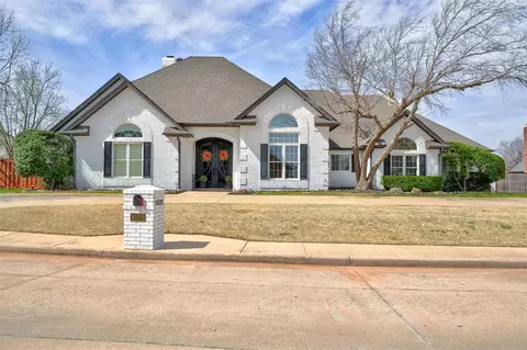 6009 Carmel Valley Way, Edmond, OK 73025