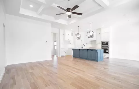 10316 SW 55th Ter, Mustang, OK 73064