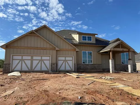 10124 NW 100th St, Yukon, OK 73099