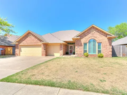 515 Sparrow Hawk, Edmond, OK 73003