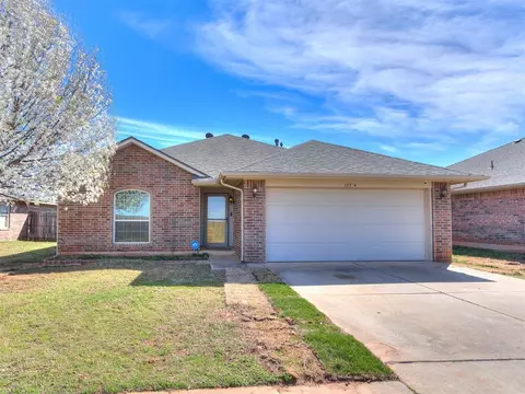 12504 Pittsburgh Ave, Oklahoma City, OK 73120