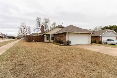 9244 Orange Dr, Oklahoma City, OK 73130