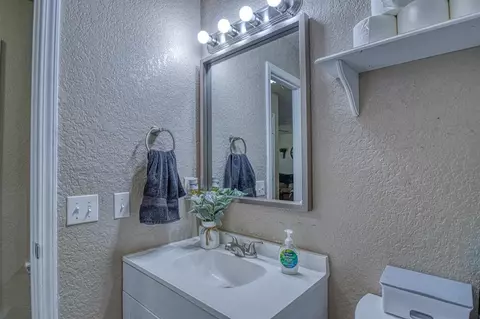 549 Sue Ln, Mcloud, OK 74851 photo 12