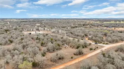 10569 174th St, Lindsay, OK 73052