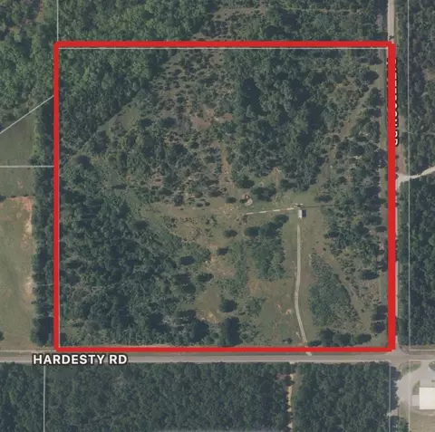 31902 Hardesty Rd, Shawnee, OK 74801