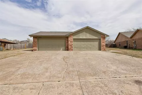9028 N Roxbury Ter, Oklahoma City, OK 73132