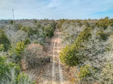 S Post Road, Guthrie, OK 73044 photo 4