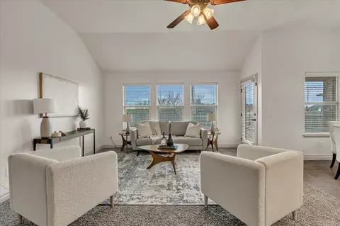 809 Bergen Peak Dr, Norman, OK 73069