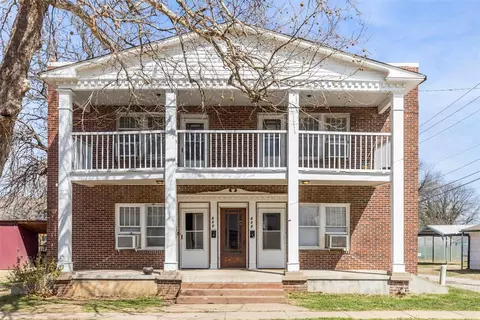 309 E Hazel Ave #309-315, Ponca City, OK 74601