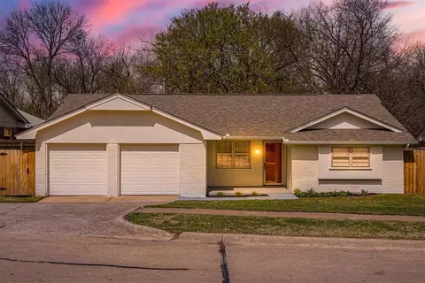 2023 Allenhurst St, Norman, OK 73071