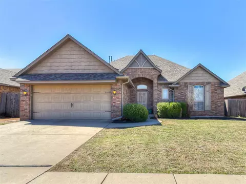 19137 Green Springs Dr, Edmond, OK 73012