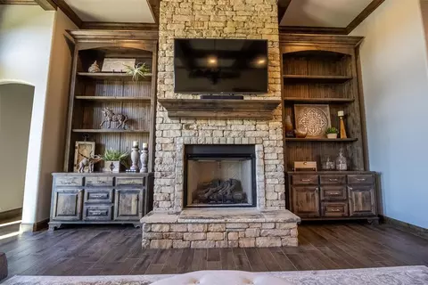 7202 N Shore Dr, Tuttle, OK 73089 photo 11