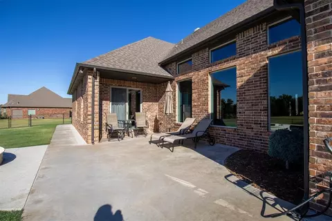7202 N Shore Dr, Tuttle, OK 73089 photo 44