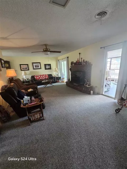 506 E Oklahoma St, Walters, OK 73572 photo 7