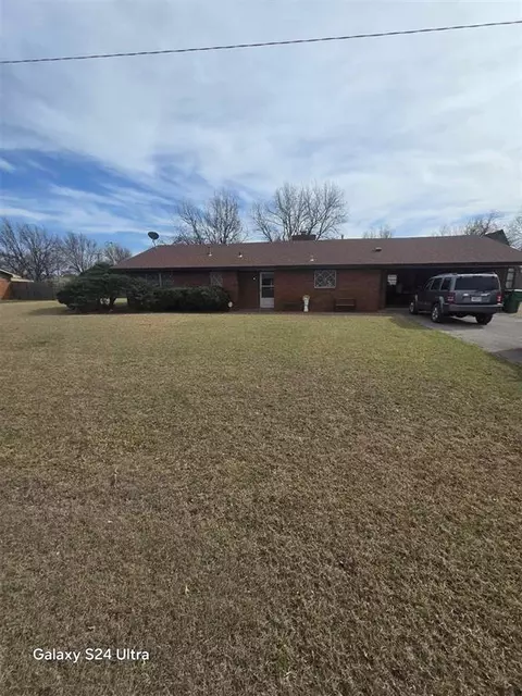 506 E Oklahoma St, Walters, OK 73572 photo 34