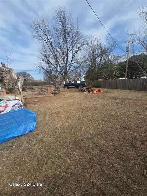 506 E Oklahoma St, Walters, OK 73572 photo 29