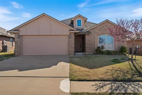 4504 Brooklyn Ave, Moore, OK 73160