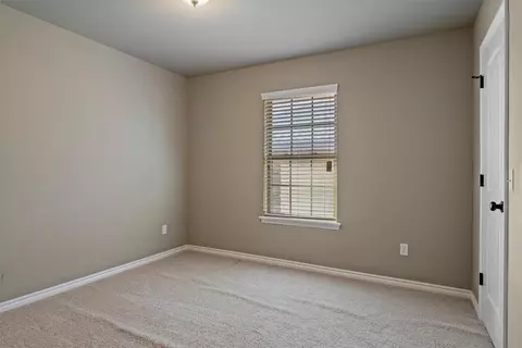 4504 Brooklyn Ave, Moore, OK 73160 photo 16