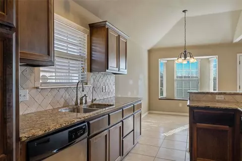 4504 Brooklyn Ave, Moore, OK 73160 photo 10