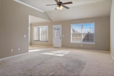 4504 Brooklyn Ave, Moore, OK 73160 photo 3