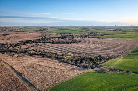 81079 N 2240 Rd, Putnam, OK 73659