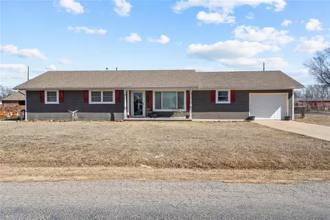 301 N 5th St, Thomas, OK 73669 photo 26