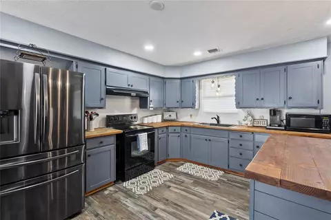 301 N 5th St, Thomas, OK 73669 photo 6