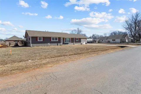 301 N 5th St, Thomas, OK 73669 photo 25