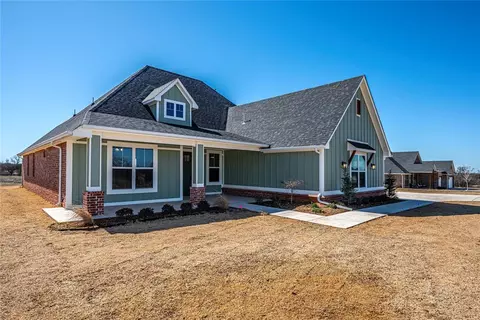11701 Huckleberry Trl, Guthrie, OK 73044