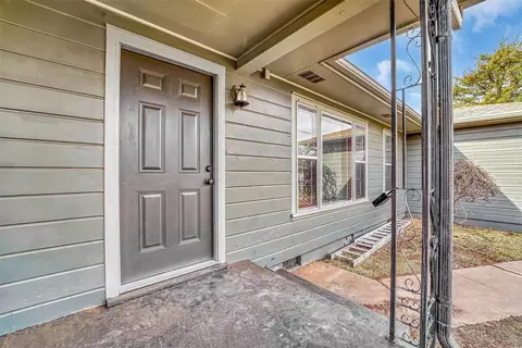 2008 Willard Dr, Altus, OK 73521 photo 4